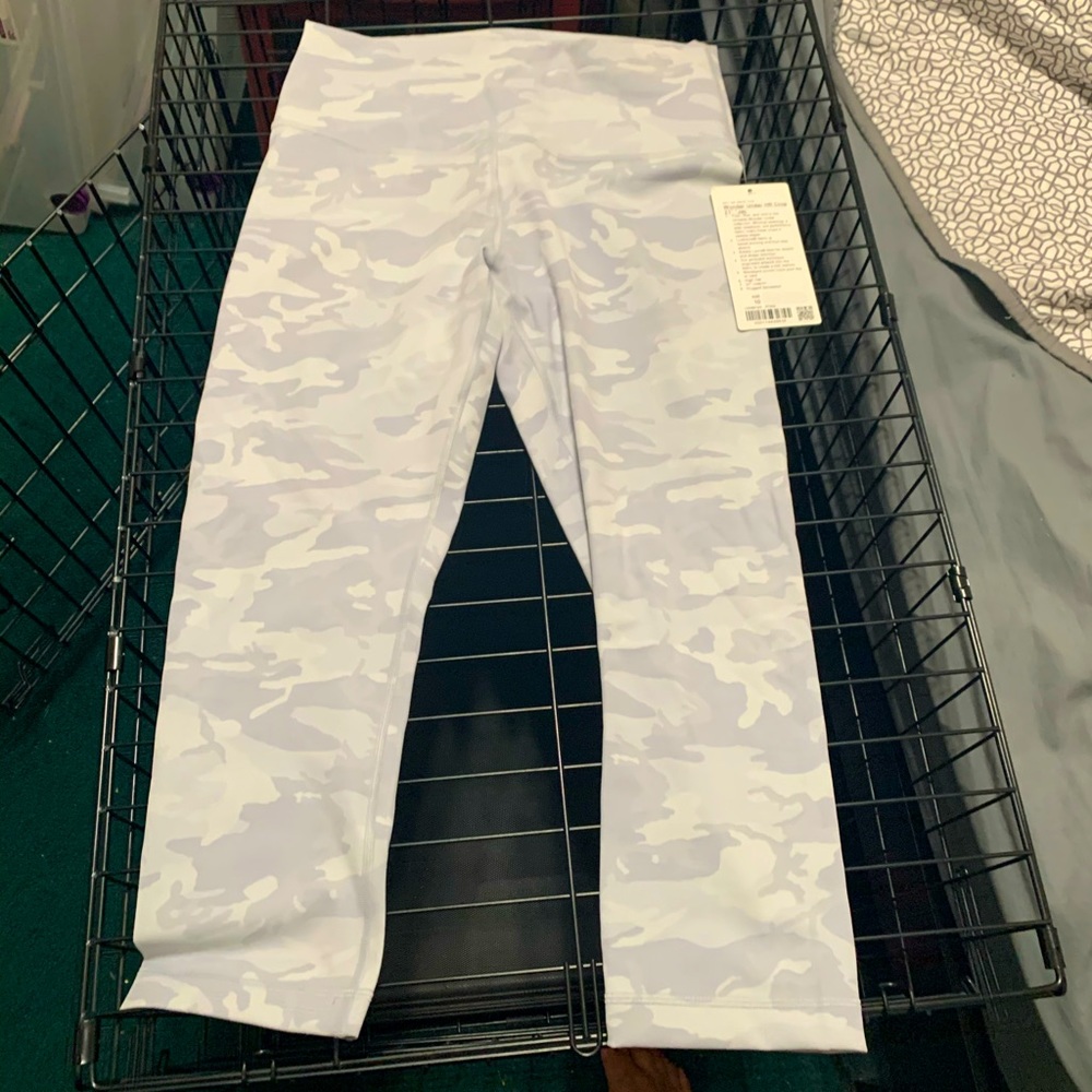 Lululemon Leggings never worn. Bought online ❤️
